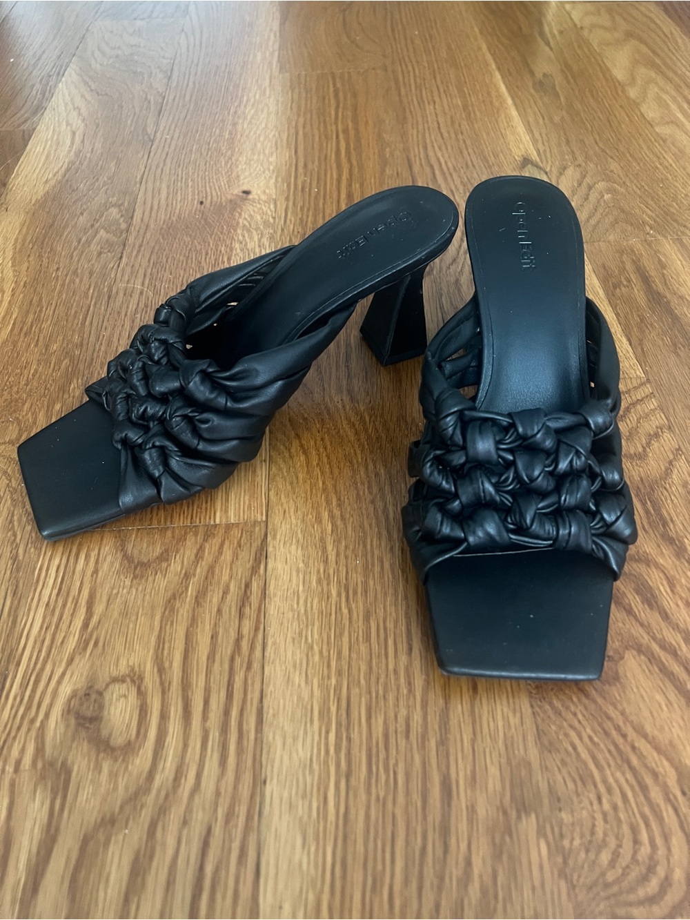Knotted Square-Toe Black Heeled Sandals